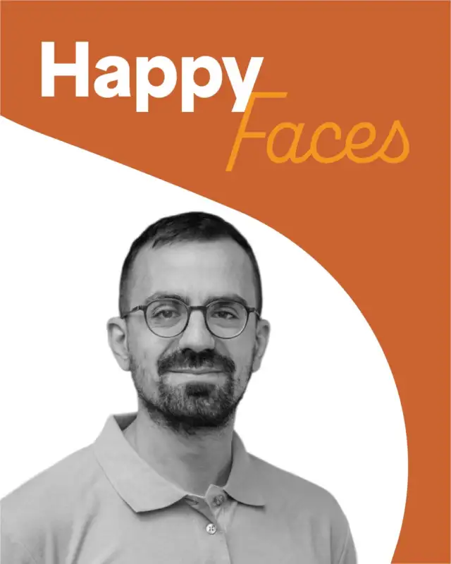 Questa è Happy Faces, la rubrica che dà voce alle persone che abitano la Rete.
Per noi il lavoro è molto di più di un PC acceso e task da completare, dietro ogni scrivania di Happy Network ci sono persone con dei sogni e dei valori.
Ai microfoni di Happy Network oggi c’è Gianni Fiorentino. 
Conosciamolo insieme.

Per Gianni la business unit Food, Energia & Ambiente rappresenta il punto di incontro tra le sue passioni e le sue competenze professionali. Quando ciò che appassiona coincide con ciò che si fa ogni giorno, il lavoro diventa uno stimolo costante per crescere, sul piano professionale come su quello umano. 

Domanda bonus: Se dovessi consigliare Happy Network a qualcuno, cosa gli diresti?
“Direi che è il lavoro del futuro, nel senso che si lavora per vivere il presente con uno sguardo sempre al domani.”
 Happy Network rimette le persone al centro dell’agire economico. 

#happynetwork #rete #retedimpresa #imprese
